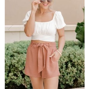 Pink Lily Bayside stroll terracotta paper bag linen shorts